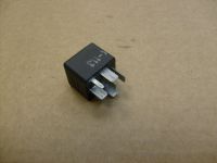 Реле ст/очистителя В-08 н/о (526.3747)