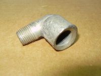 Штуцер бензонасоса ЗМЗ-402 угловой