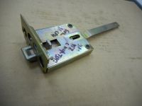 Механизм замка боковой двери УАЗ-452 с короткой тягой