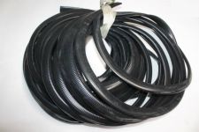 Уплотнитель двери наружный (нащельник) 1м