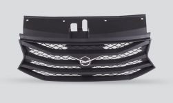 Облицовка радиатора УАЗ-Патриот с эмблемой (с 2015 г). Облицовка радиатора УАЗ-Патриот с эмблемой (с 2015 г).