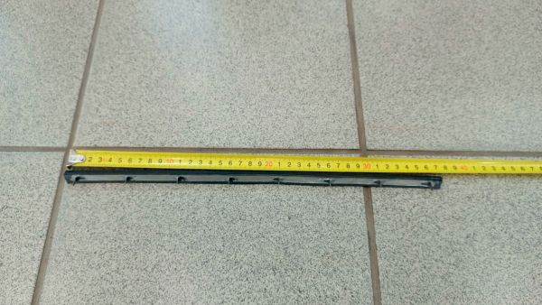 Уплотнитель форточки салона на стойке 452