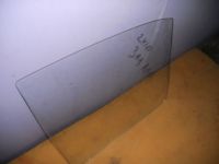 Стекло двери Волга задней левой